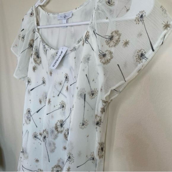 Dressbarn Sheer Cream Floral dandelion Blouse - Picture 5 of 6